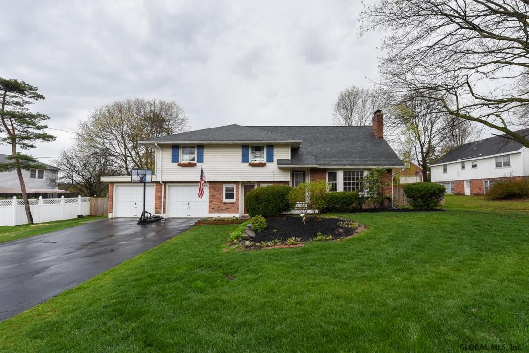 1003 Cheyenne Road Glenville, NY 12302 - Photo 4 of 37 Photo 4