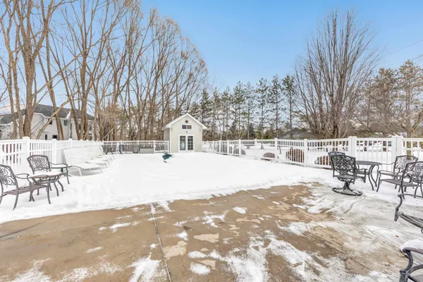 $659,900 | 1941 Horseshoe Lane, De Pere, WI 54115