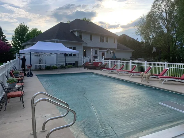 $659,900 | 1941 Horseshoe Lane, De Pere, WI 54115