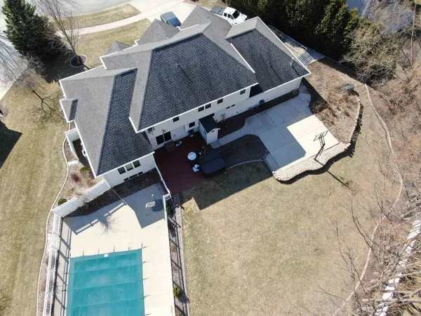 $659,900 | 1941 Horseshoe Lane, De Pere, WI 54115