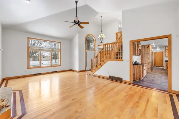 $659,900 | 1941 Horseshoe Lane, De Pere, WI 54115