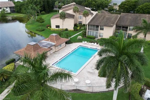 $2,500 | 185 Cypress Way East, Unit A106, Naples, FL 34110