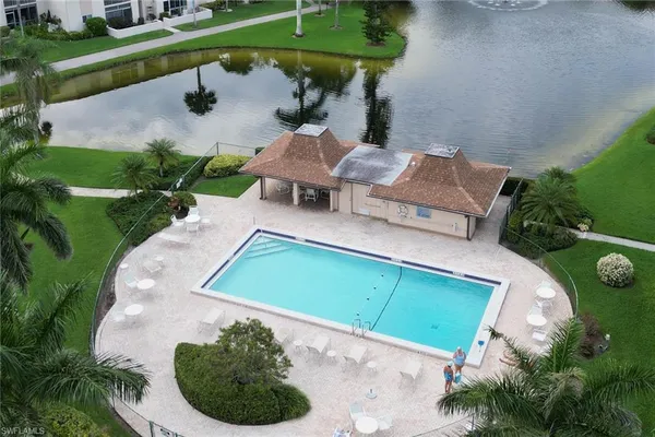 $2,500 | 185 Cypress Way East, Unit A106, Naples, FL 34110
