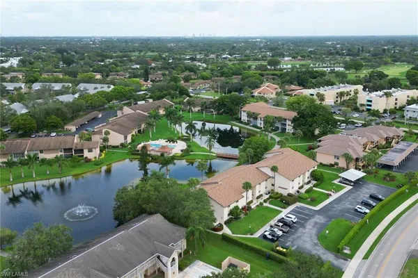 $2,500 | 185 Cypress Way East, Unit A106, Naples, FL 34110