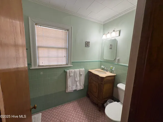 $1,350 | 1914 Trent Boulevard, Unit 6, New Bern, NC 28560