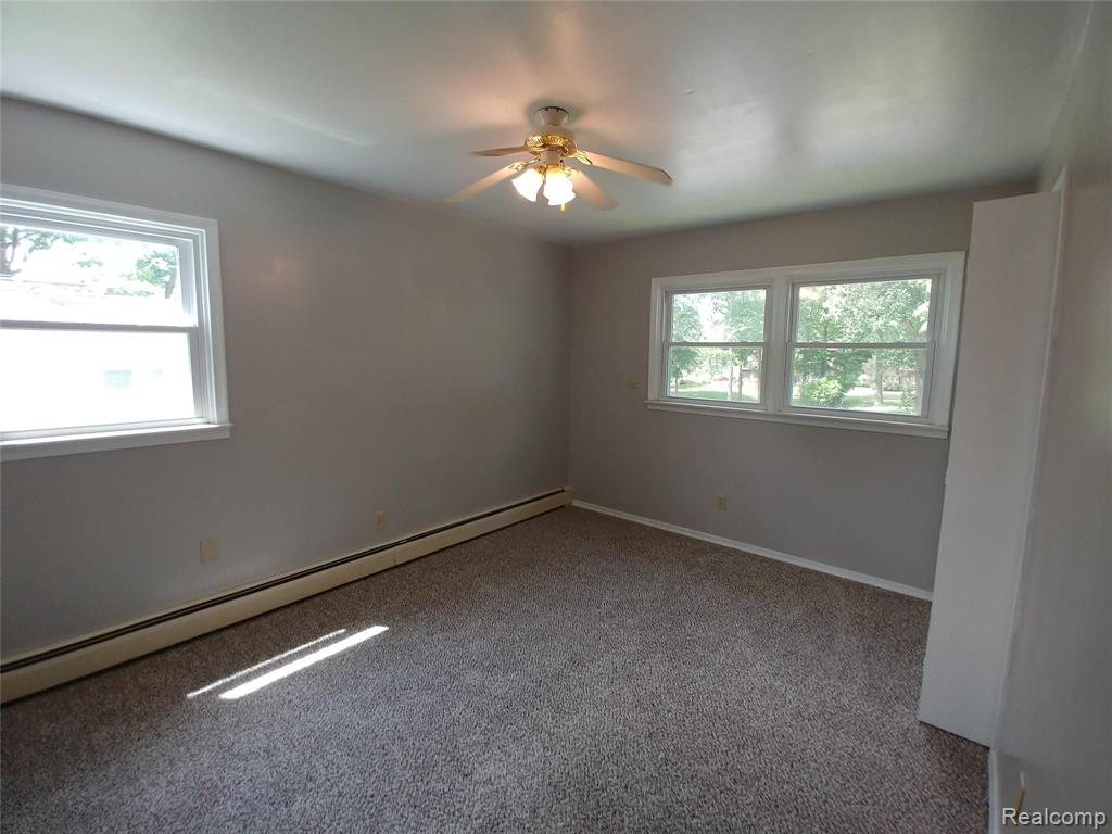 9211 Rucker Road Grosse Ile, MI 48138 - Photo 16 of 34