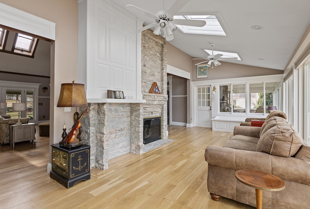 27 Old Upton Road Grafton, MA 01519 - Photo 14 of 36