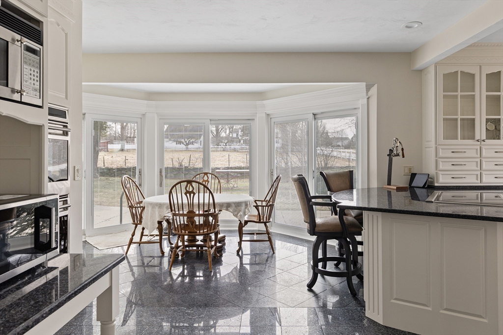 27 Old Upton Road Grafton, MA 01519 - Photo 21 of 36