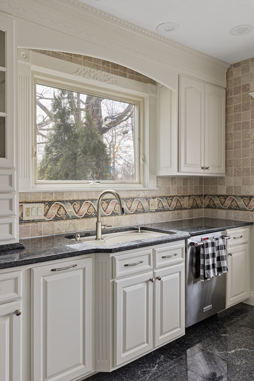 27 Old Upton Road Grafton, MA 01519 - Photo 23 of 36