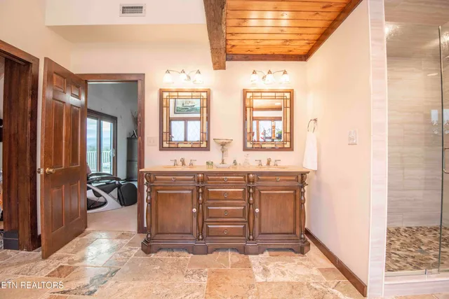 $830,000 | 1006 Foxdale Drive, Maryville, TN 37803