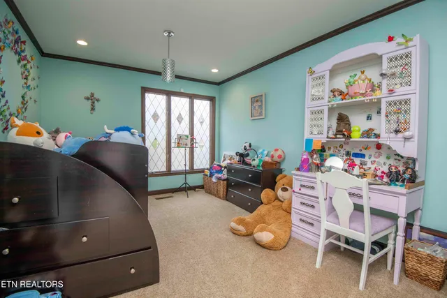 $830,000 | 1006 Foxdale Drive, Maryville, TN 37803