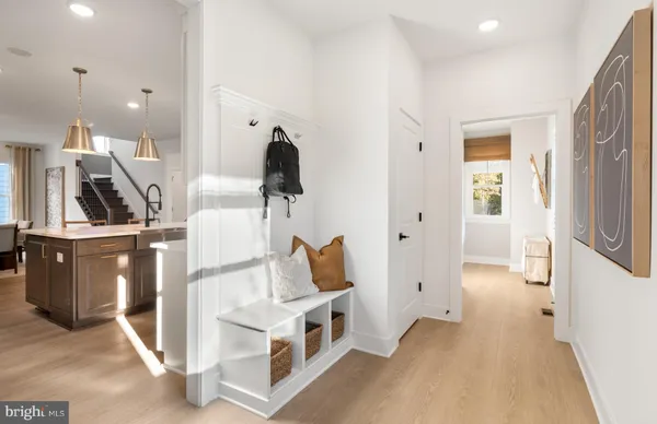 $1,289,112 | 42819 Eagle Vw Drive, Leesburg, VA 20176