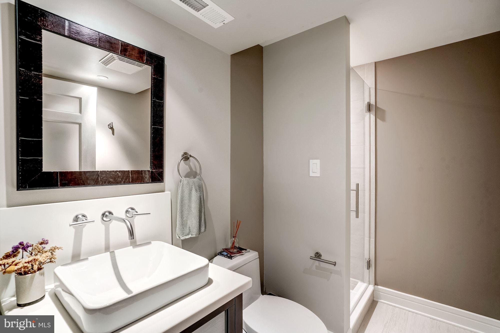1579 Brass Lantern Way Reston, VA 20194 - Photo 23 of 30 Bath