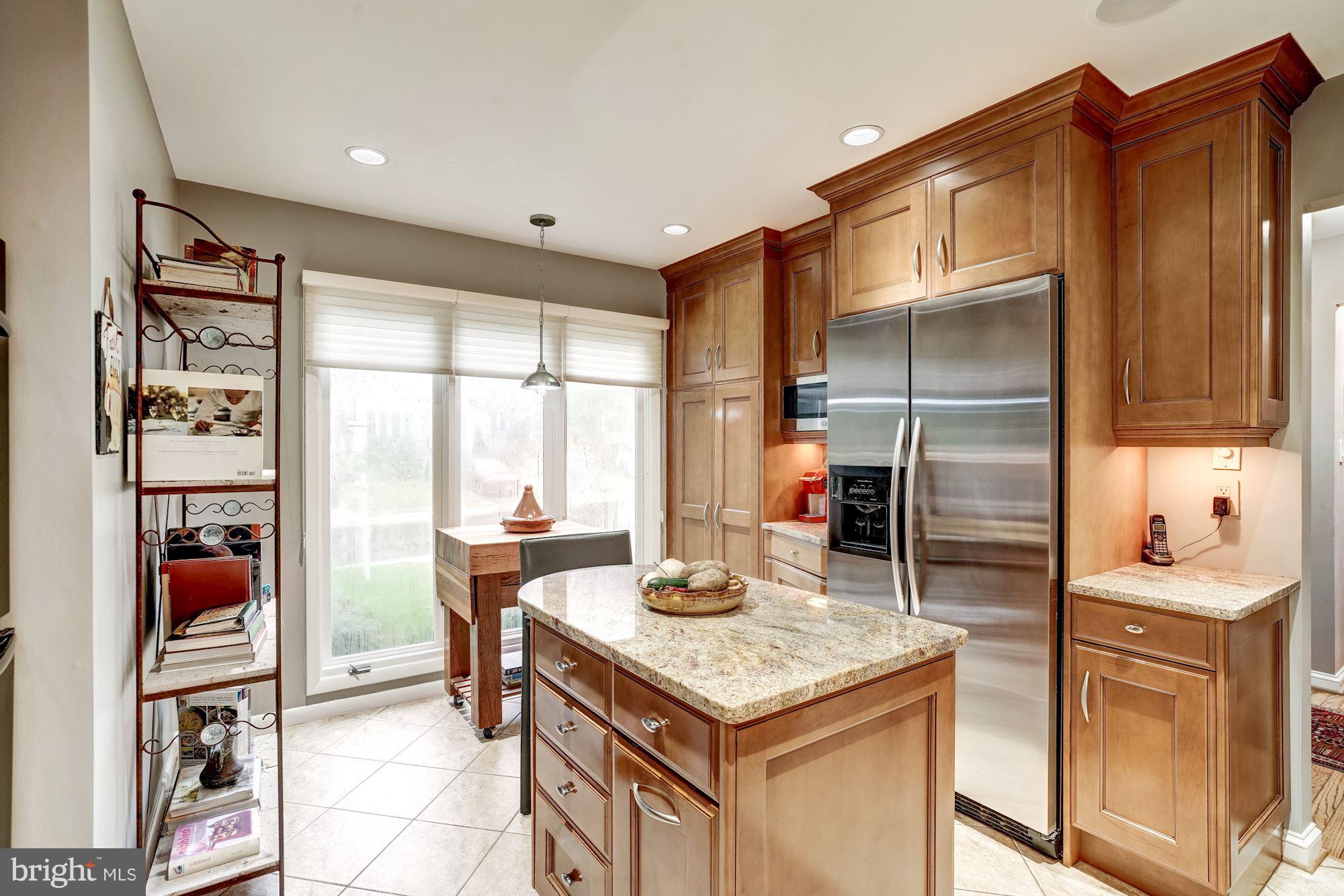 1579 Brass Lantern Way Reston, VA 20194 - Photo 4 of 30 Kitchen