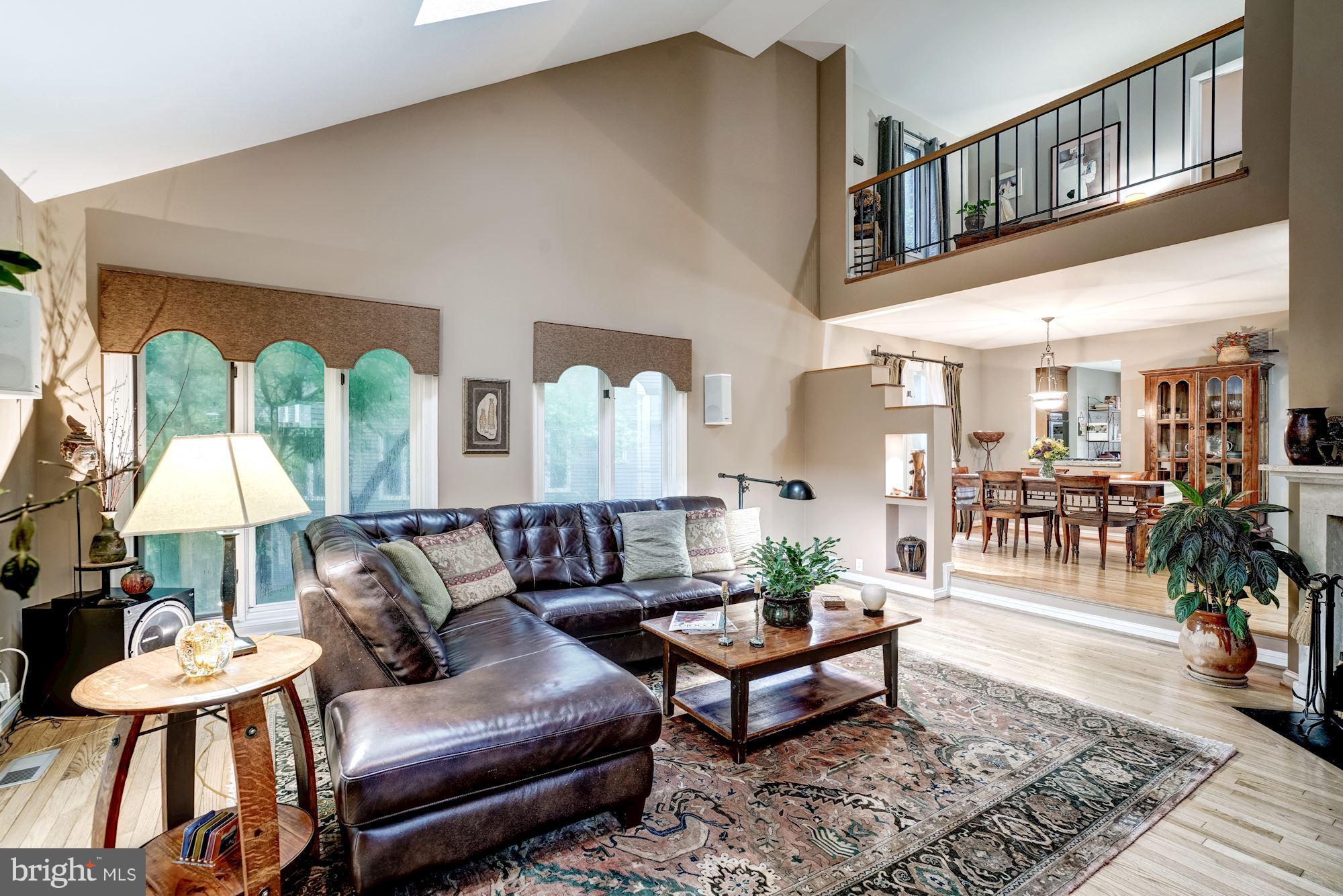 1579 Brass Lantern Way Reston, VA 20194 - Photo 7 of 30 Living Room