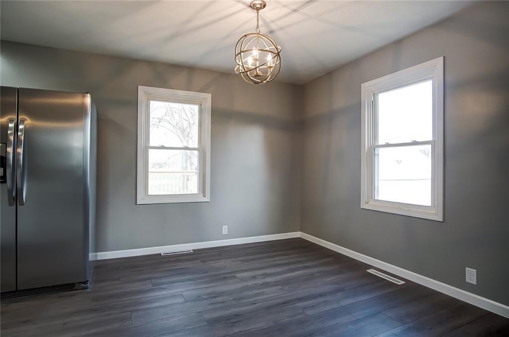 2933 Troy Road Springfield, OH 45504 - Photo 8 of 33
