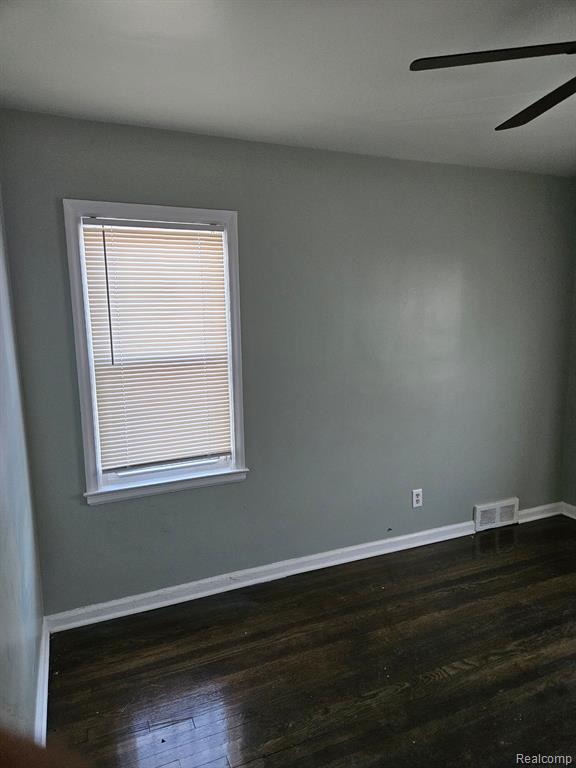 17577 Westmoreland Road Detroit, MI 48219 - Photo 15 of 27 Gallery Image 15