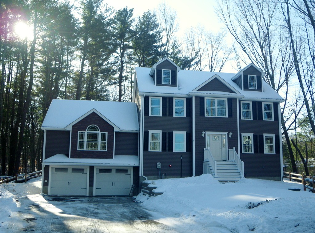 5 Clermore Road Billerica, MA 01821 - Photo 1 of 21 Gallery Image 1