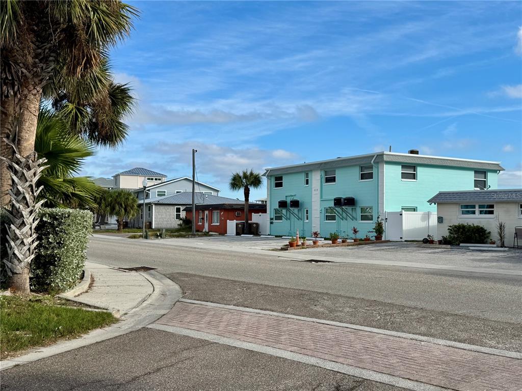 117 140th Avenue East, Unit A Madeira Beach, FL 33708 - Photo 3 of 30