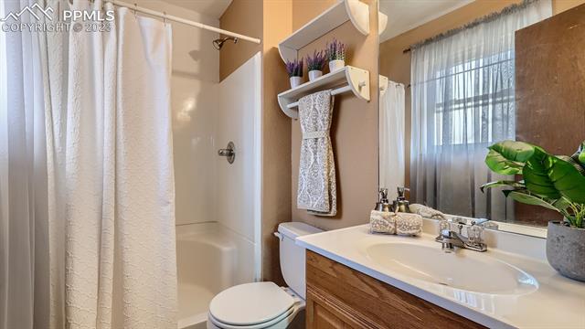 5266 Pinon Valley Road Colorado Springs, CO 80919 - Photo 17 of 22 Master Bathroom