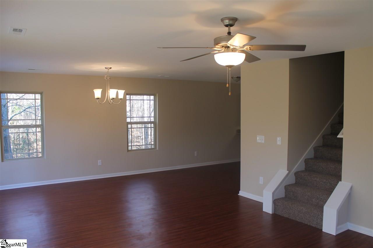 160 Forrest Drive Fountain Inn, SC 29644 - Photo 4 of 11 Gallery Image 4