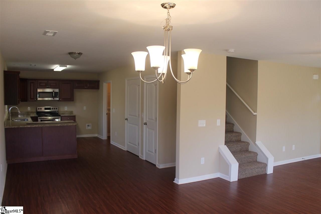 160 Forrest Drive Fountain Inn, SC 29644 - Photo 5 of 11 Gallery Image 5