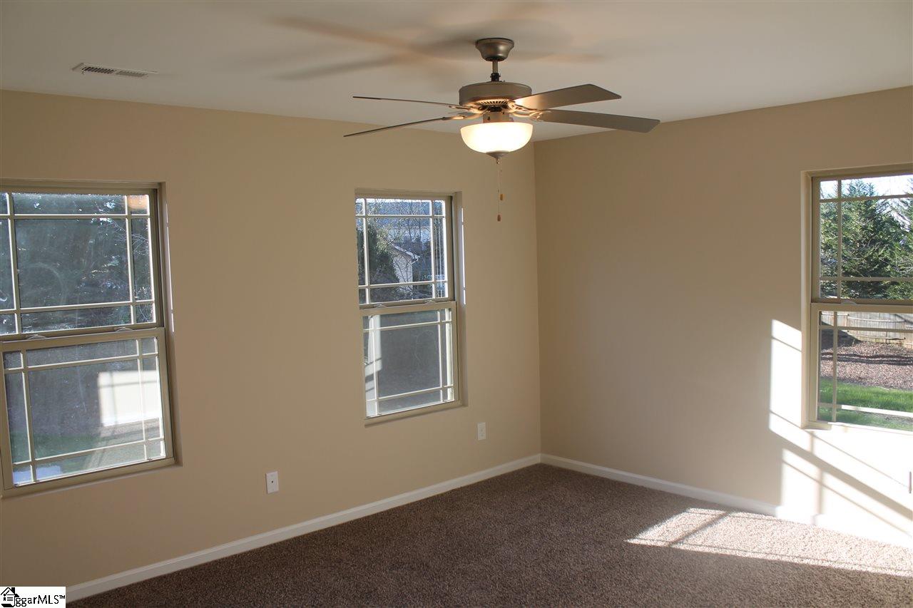 160 Forrest Drive Fountain Inn, SC 29644 - Photo 8 of 11 Gallery Image 8