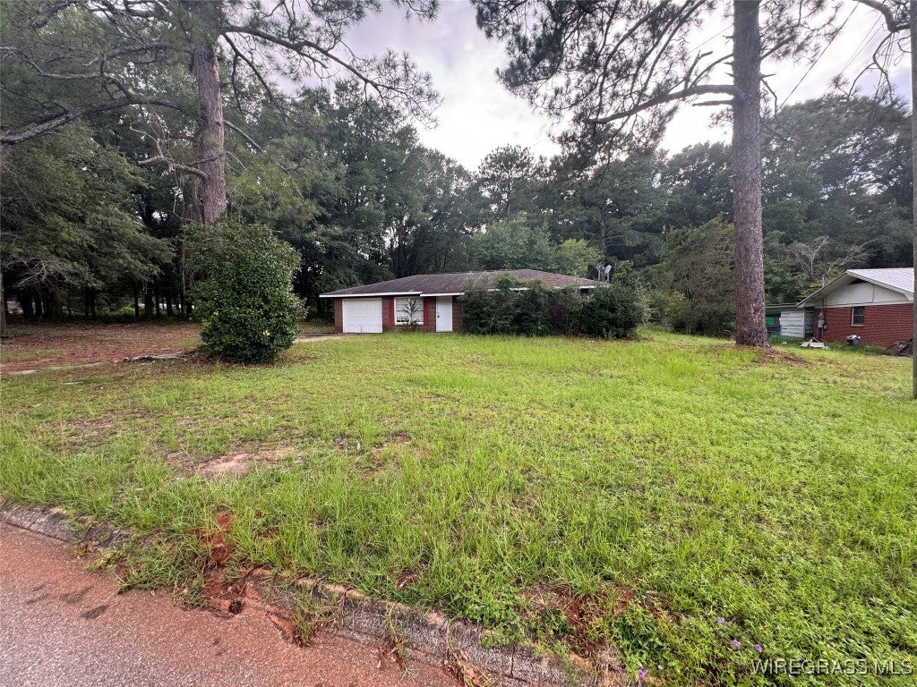 728 Grimes Road Ozark, AL 36360 - Photo 3 of 20 Gallery Image 3