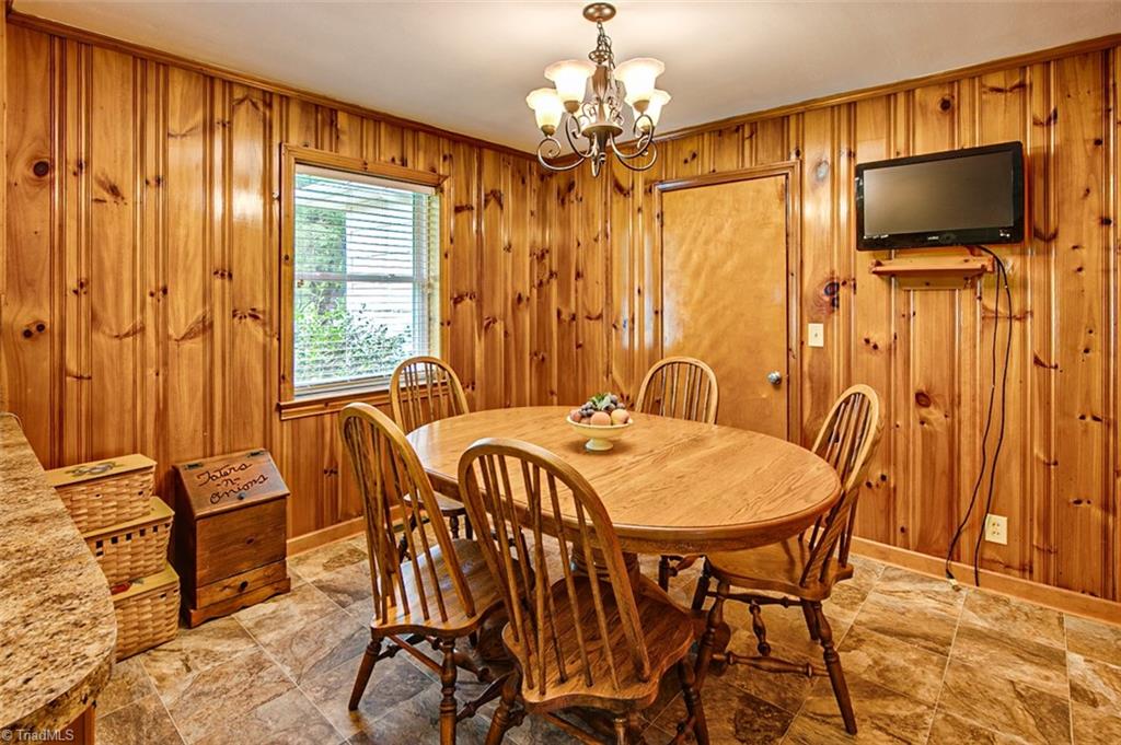 1204 Bescher Chapel Road Trinity, NC 27370 - Photo 8 of 27 Breakfast Area