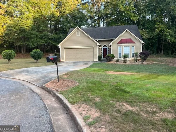 $1,800 | 7016 Hollow Oak Court, Rex, GA 30273