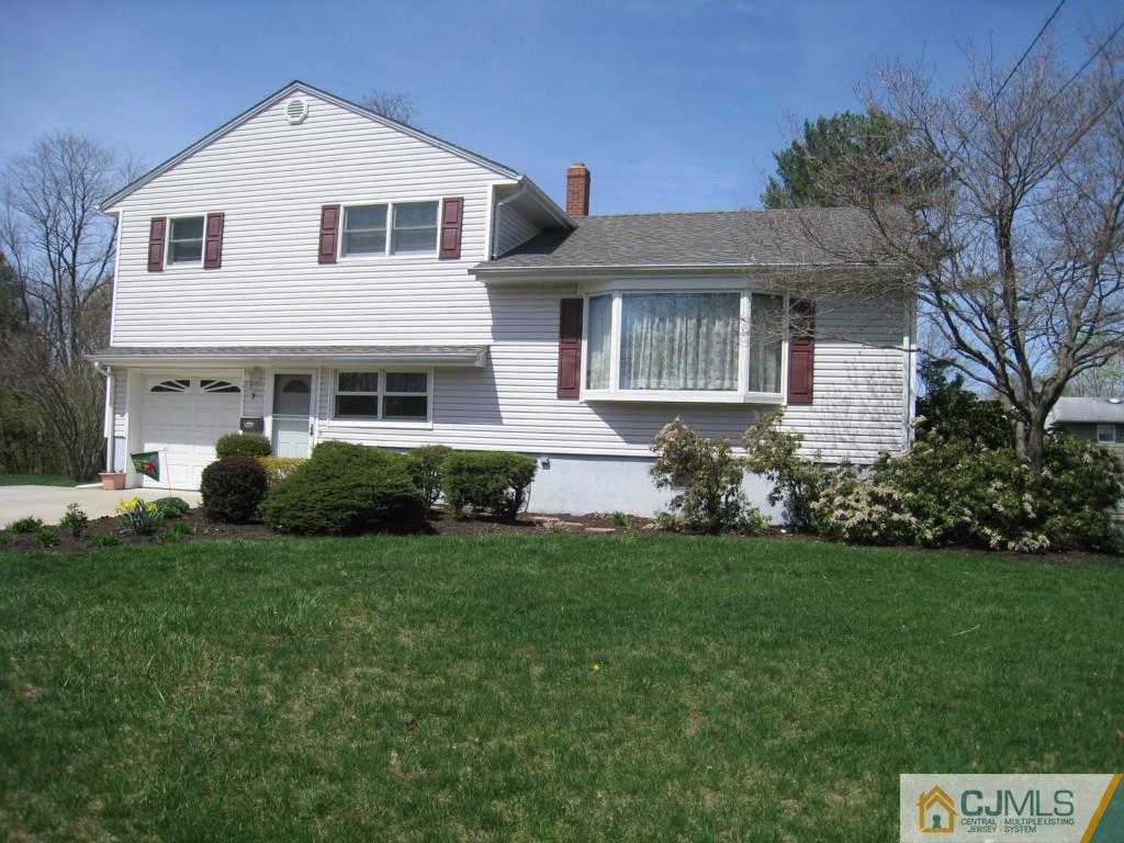 7 Valiant Road East Brunswick, NJ 08816 - Photo 1 of 11 Gallery Image 1