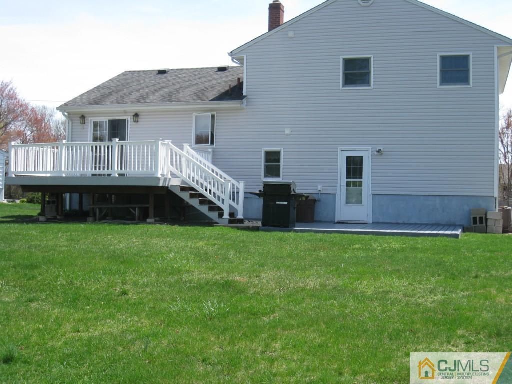 7 Valiant Road East Brunswick, NJ 08816 - Photo 2 of 11 Gallery Image 2