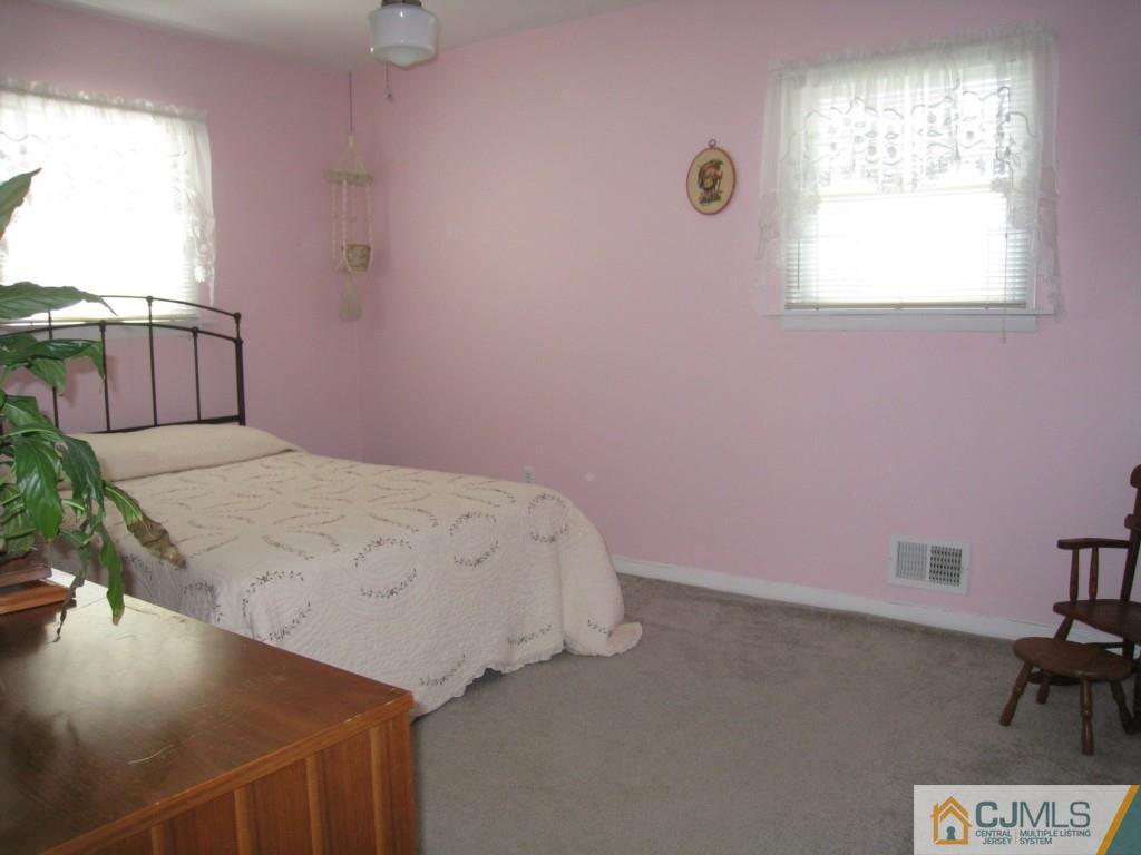 7 Valiant Road East Brunswick, NJ 08816 - Photo 11 of 11 Gallery Image 11