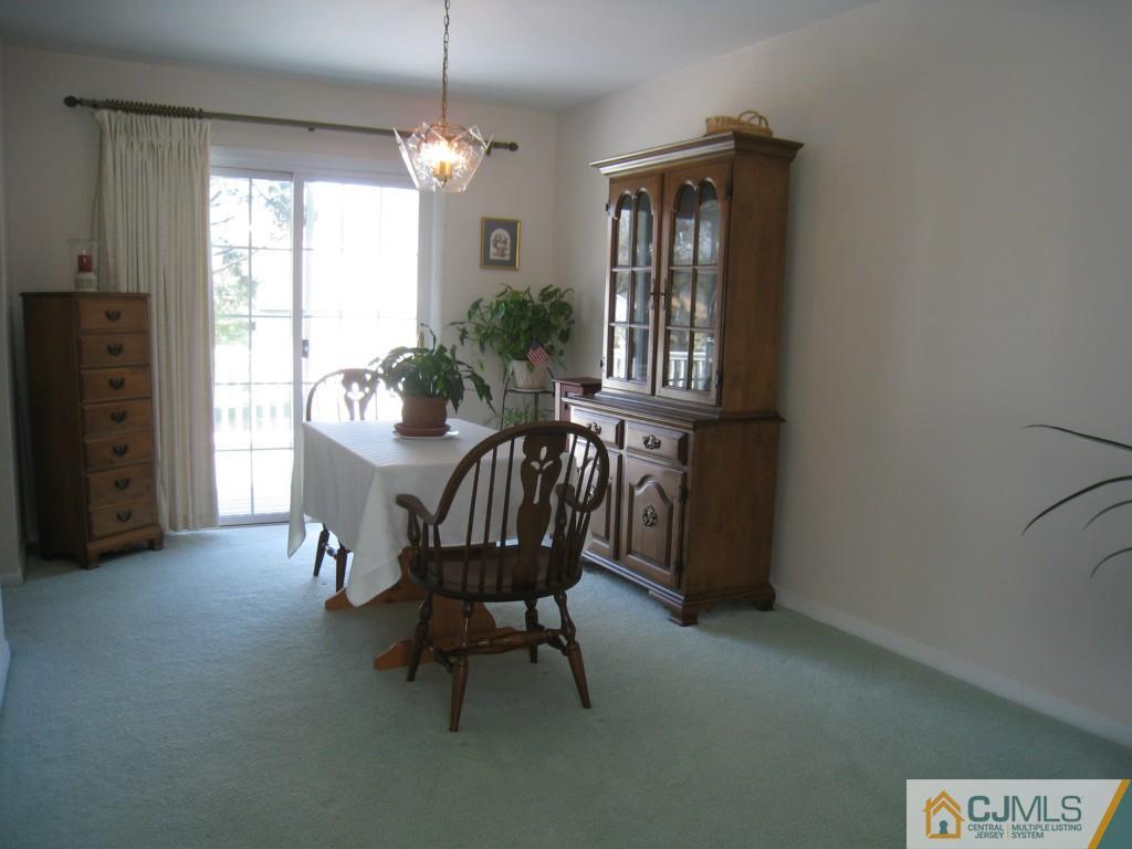 7 Valiant Road East Brunswick, NJ 08816 - Photo 5 of 11 Gallery Image 5