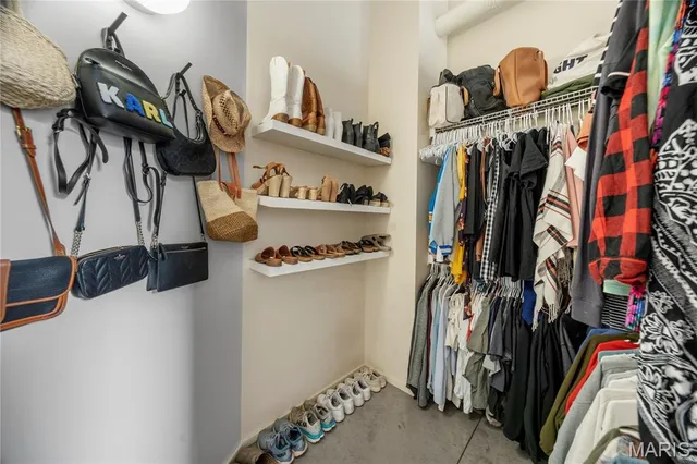 $194,900 | 1136 Washington Avenue, Unit 502, St. Louis, MO 63101