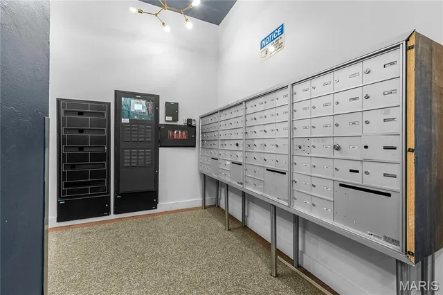 $194,900 | 1136 Washington Avenue, Unit 502, St. Louis, MO 63101