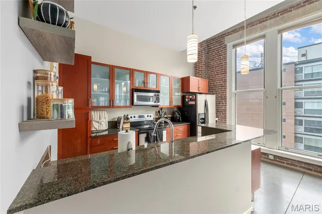 $194,900 | 1136 Washington Avenue, Unit 502, St. Louis, MO 63101