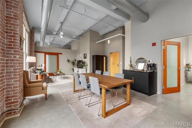 $194,900 | 1136 Washington Avenue, Unit 502, St. Louis, MO 63101