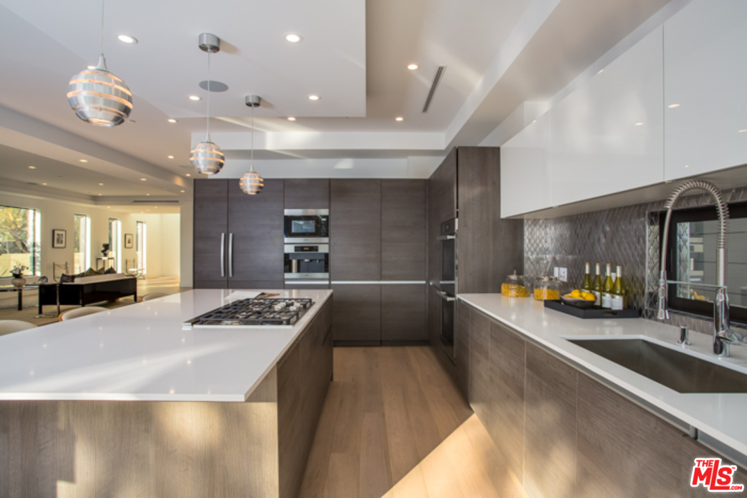 6242 Drexel Avenue Los Angeles, CA 90048 - Photo 11 of 38