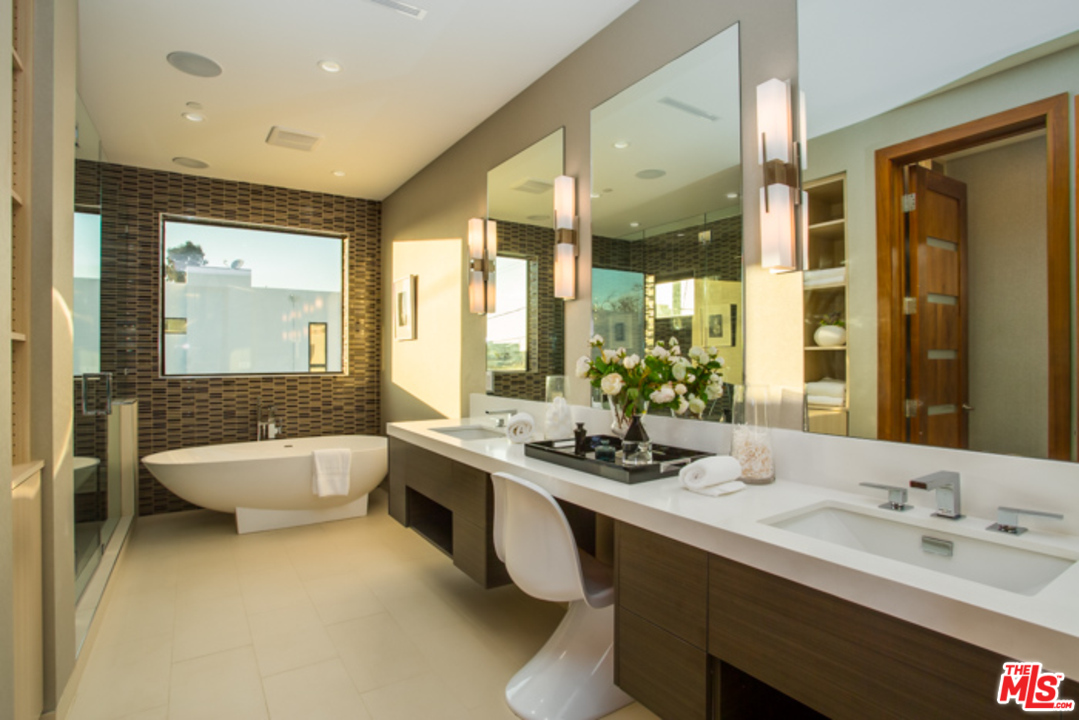 6242 Drexel Avenue Los Angeles, CA 90048 - Photo 17 of 38