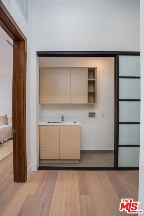 6242 Drexel Avenue Los Angeles, CA 90048 - Photo 23 of 38