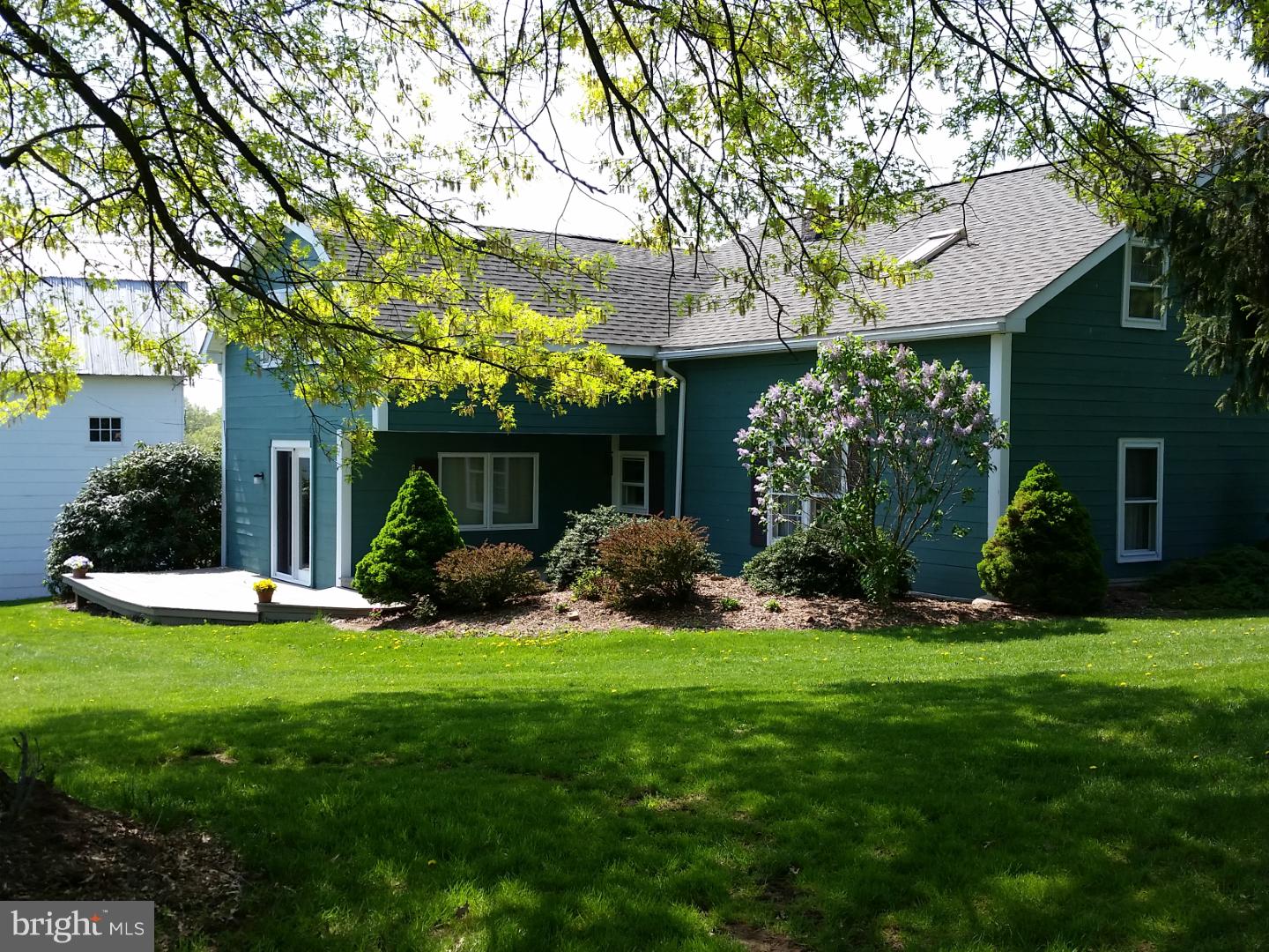 120 Middle Road Perkasie, PA 18944 - Photo 8 of 25