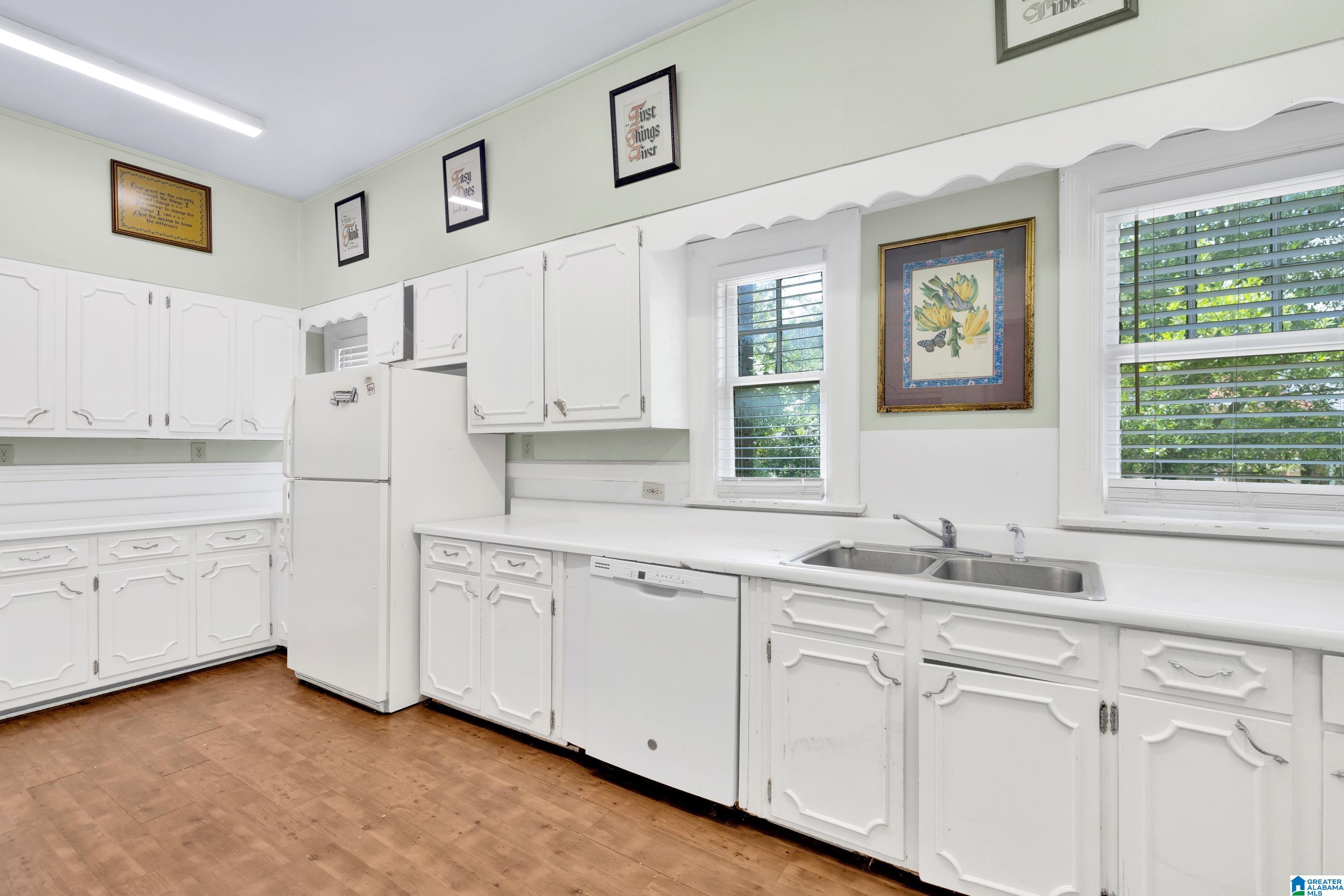 2772 Hanover Circle Birmingham, AL 35205 - Photo 12 of 56