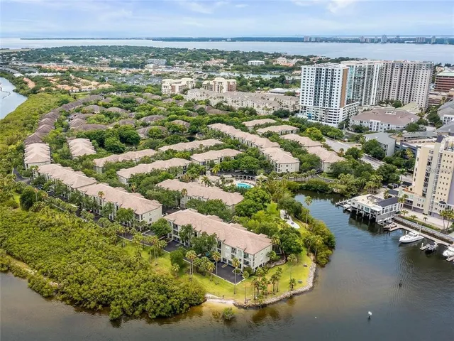 $499,000 | 716 Promenade Place, Tampa, FL 33602