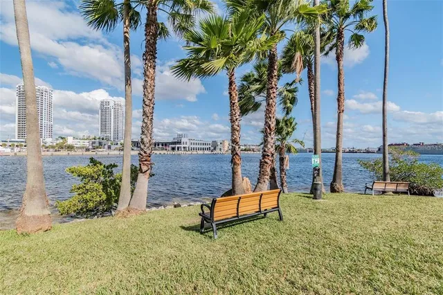 $499,000 | 716 Promenade Place, Tampa, FL 33602