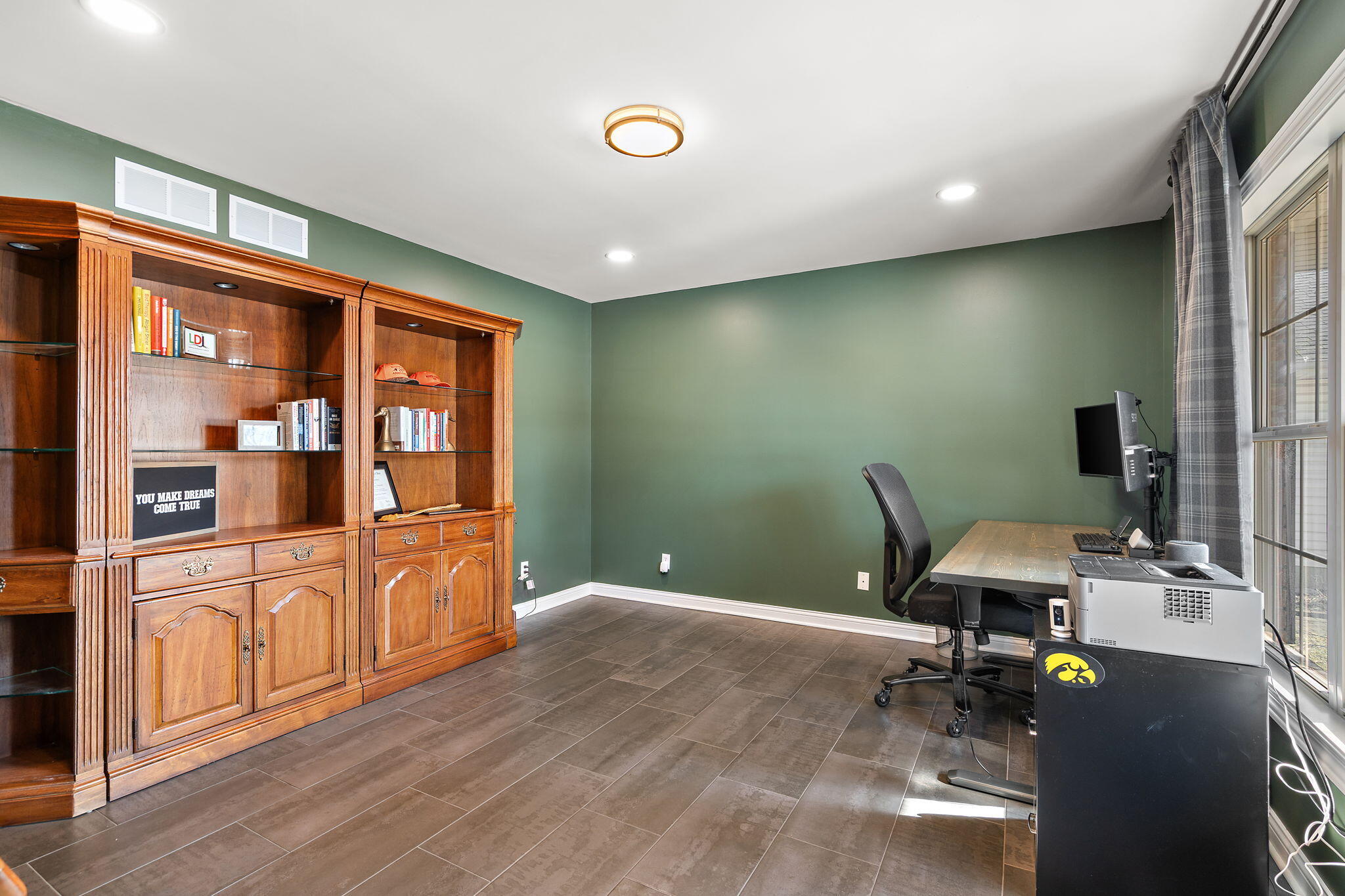 145 Stone Ridge Drive Dyer, IN 46311 - Photo 7 of 44 2048x1365