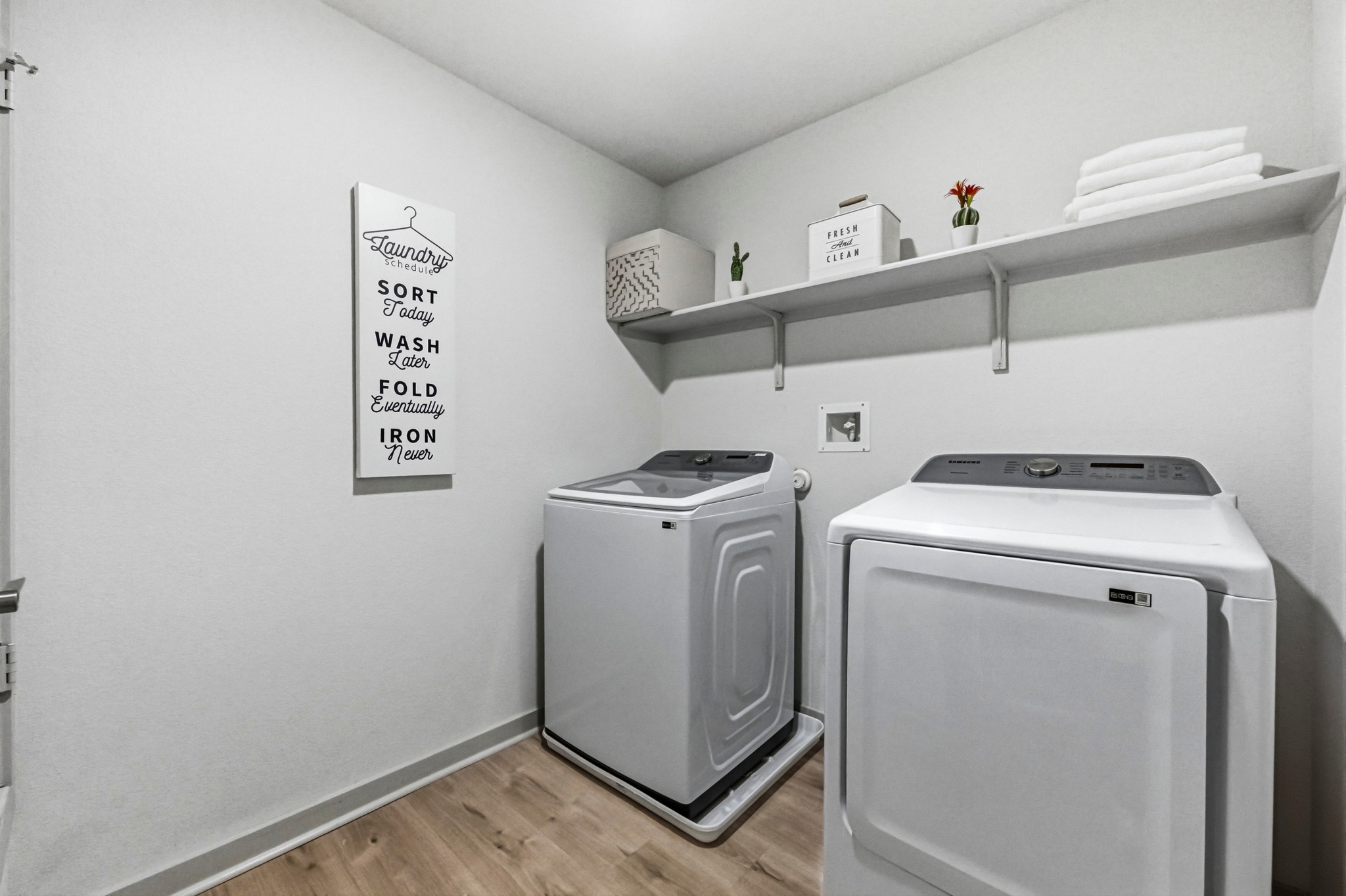 7511 Traylor Cove Austin, TX 78724 - Photo 27 of 40 Upstairs Laundry Room