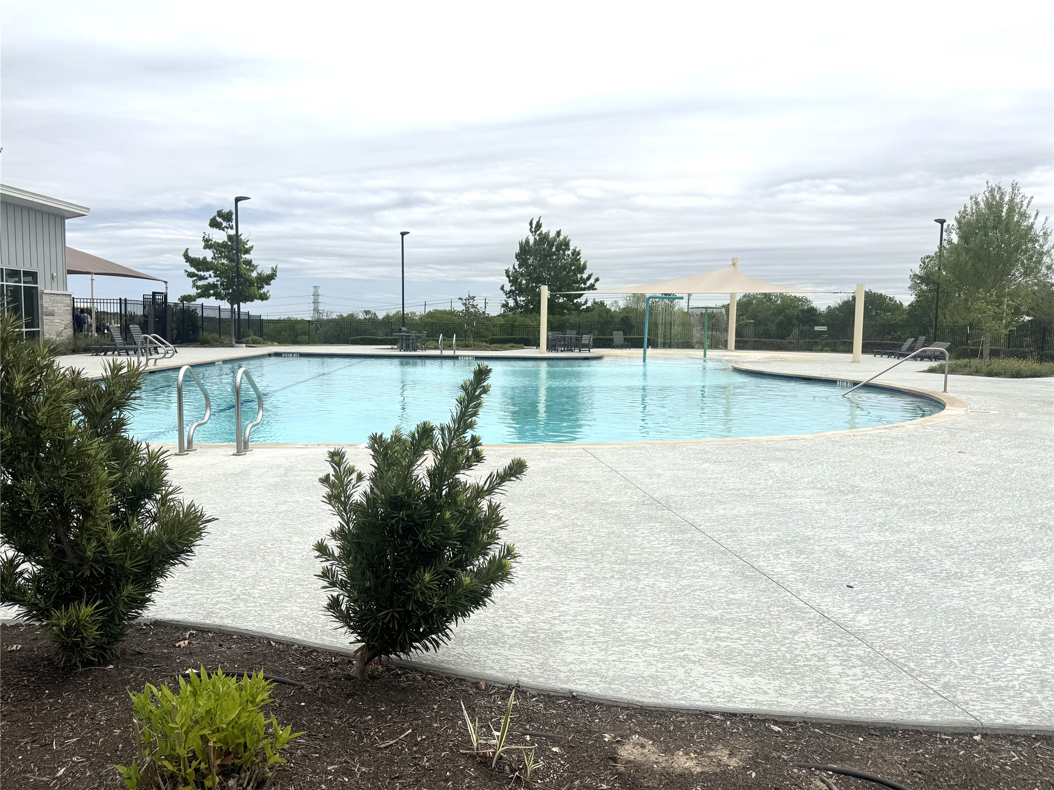 7511 Traylor Cove Austin, TX 78724 - Photo 36 of 40 Community pool