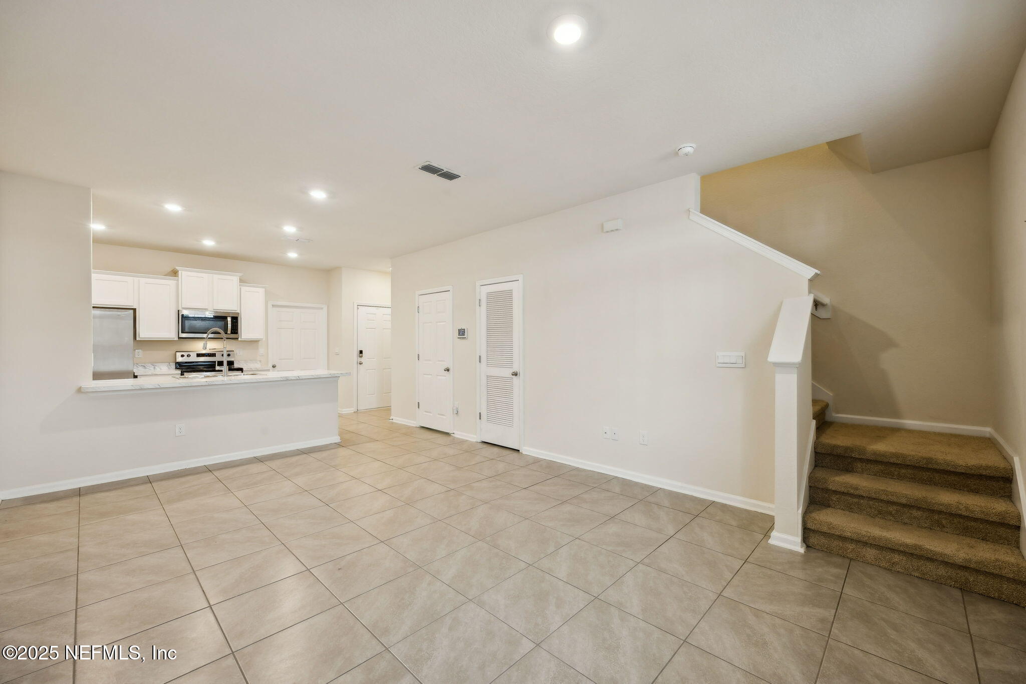 86752 Shortline Circle Yulee, FL 32097 - Photo 16 of 40 7-web-or-mls-86752 Shortline Cir (7 of 2
