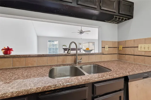 $1,750 | 4402 Misty Mill, Sugar Land, TX 77479